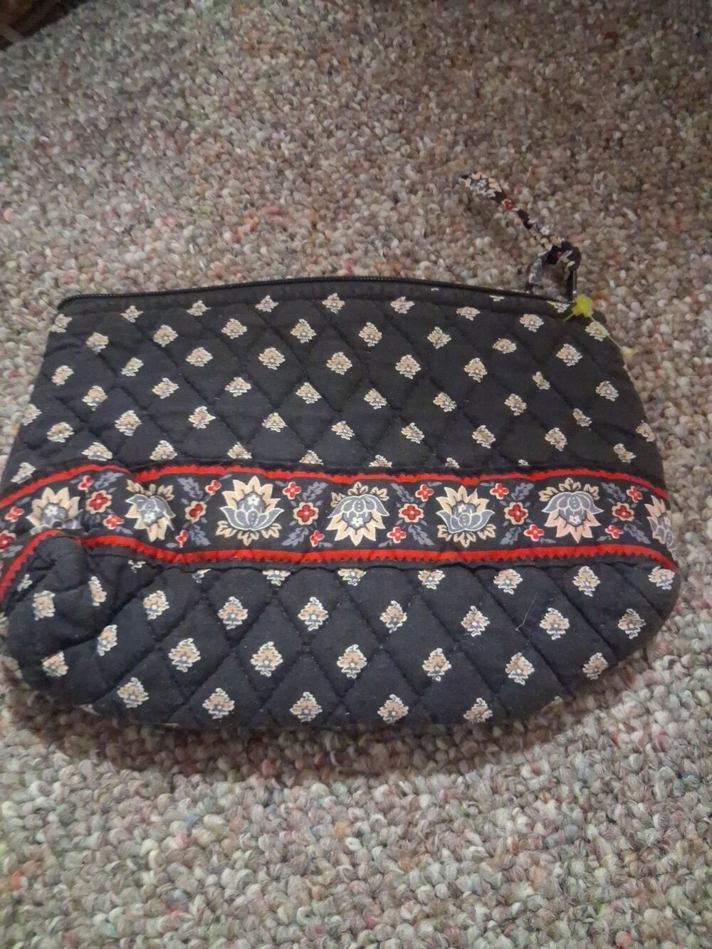 NWOT Vera Bradley Large Cosmetic Bag - Retired Classic Black Pattern